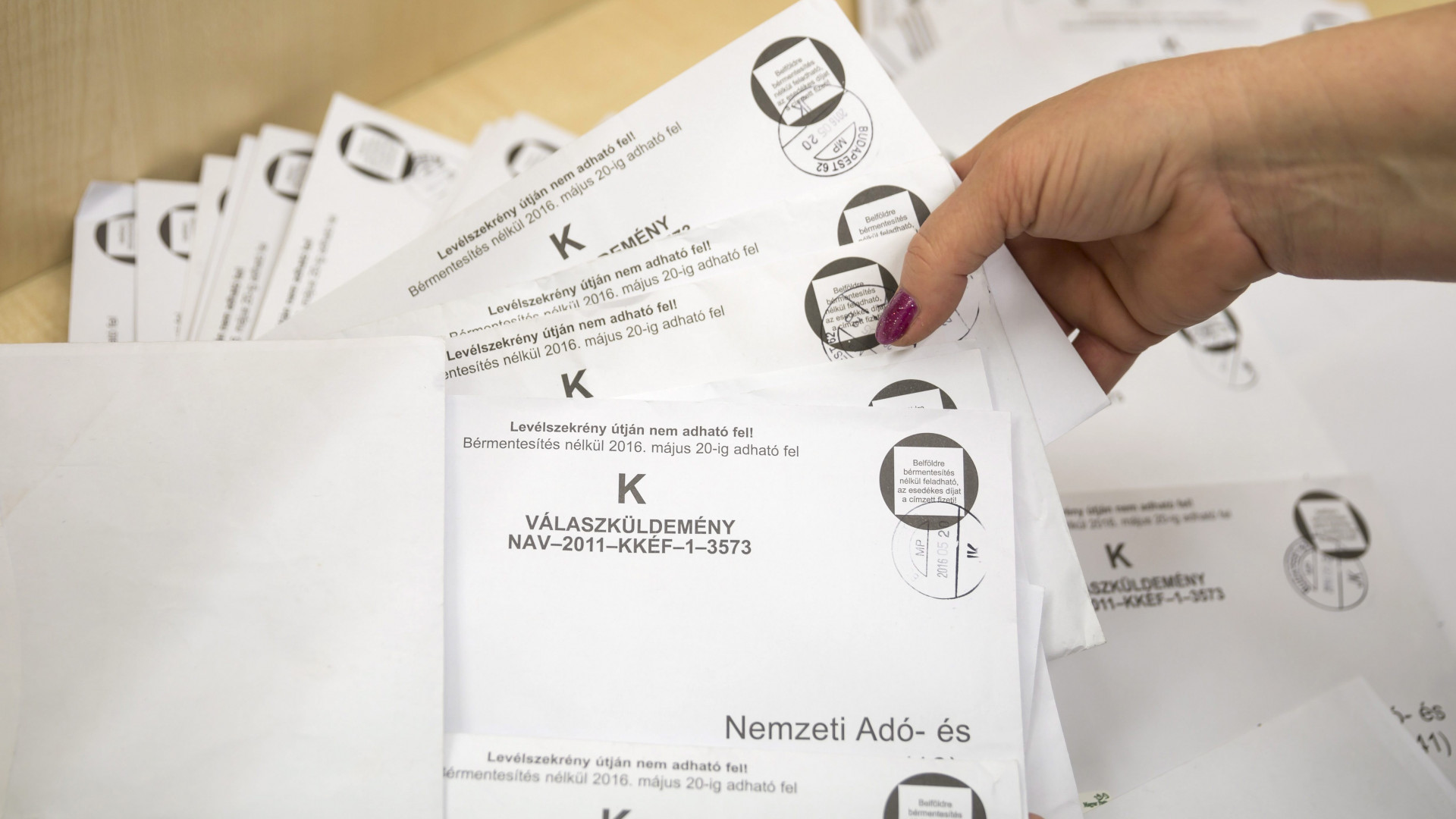 Érkeznek a postai úton kért szja-bevallási tervezetek